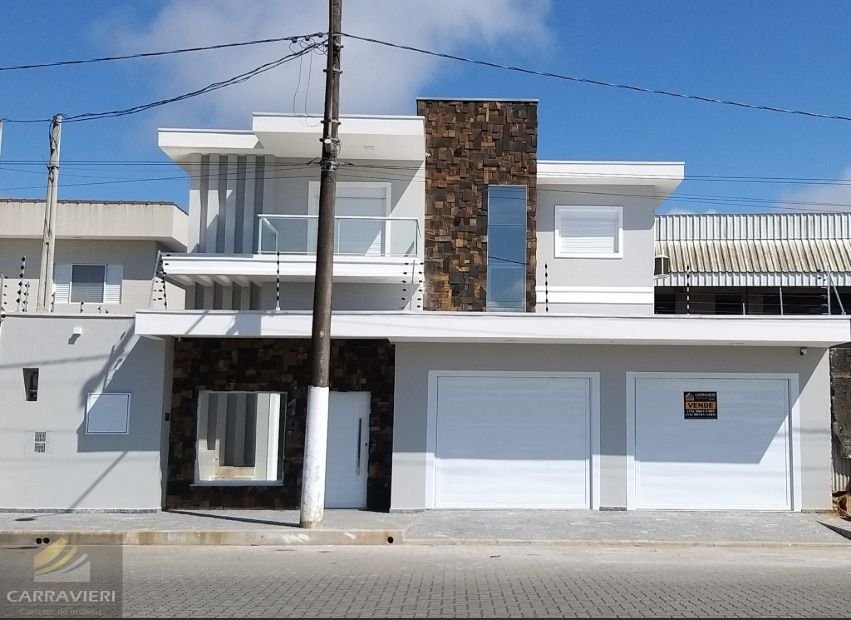 Sobrado alto padrão, Iguape
